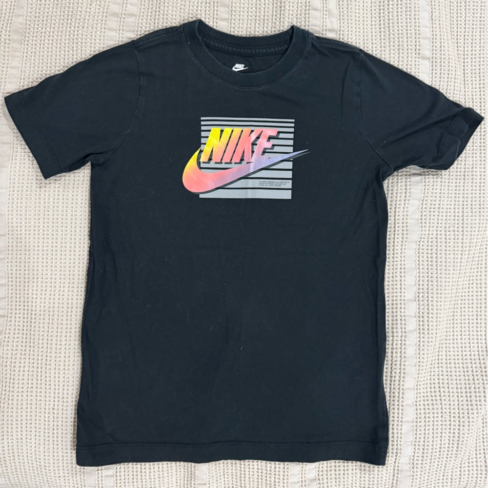 Nike Boys Tshirt